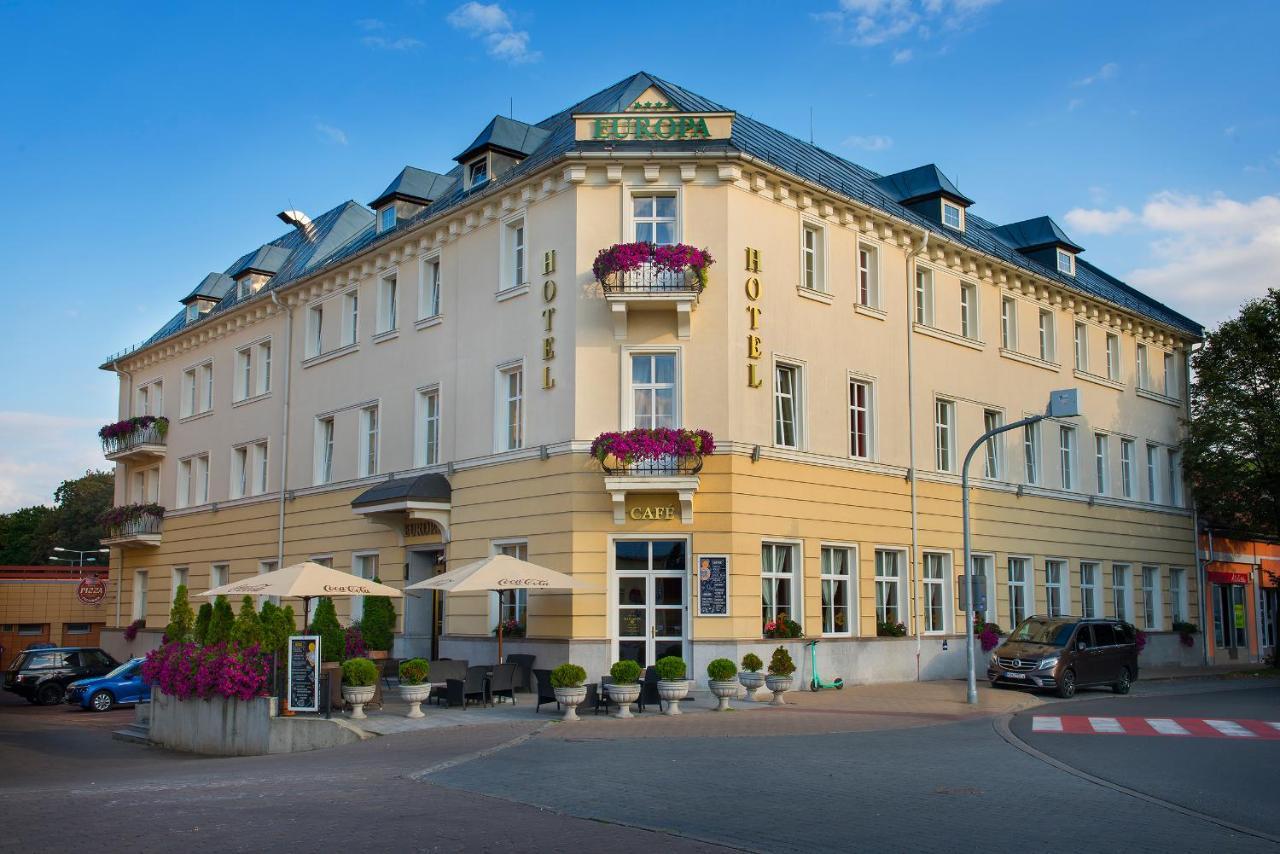 Hotel Europa Poprad Bagian luar foto