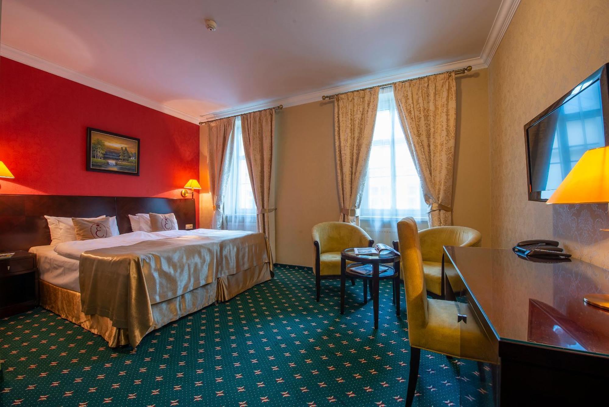 Hotel Europa Poprad Bagian luar foto