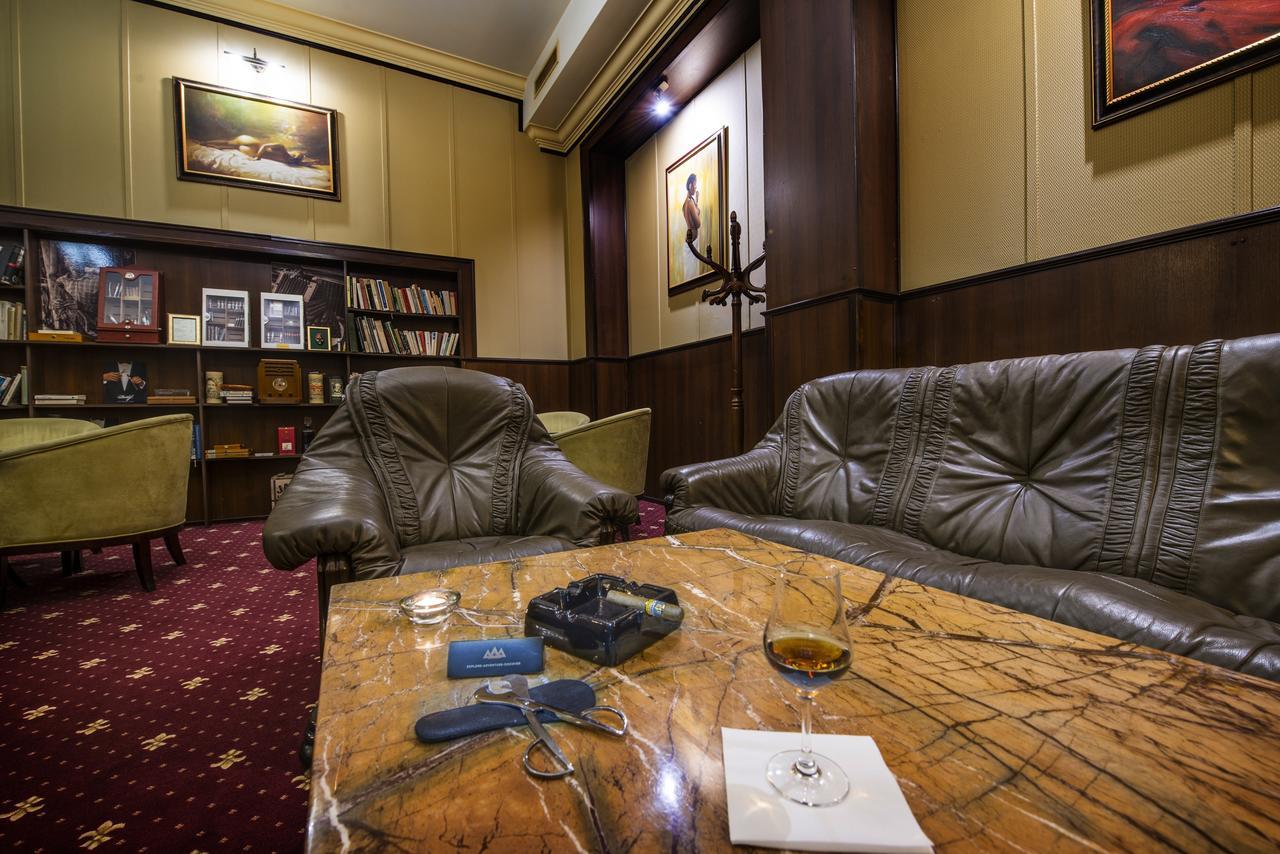 Hotel Europa Poprad Bagian luar foto